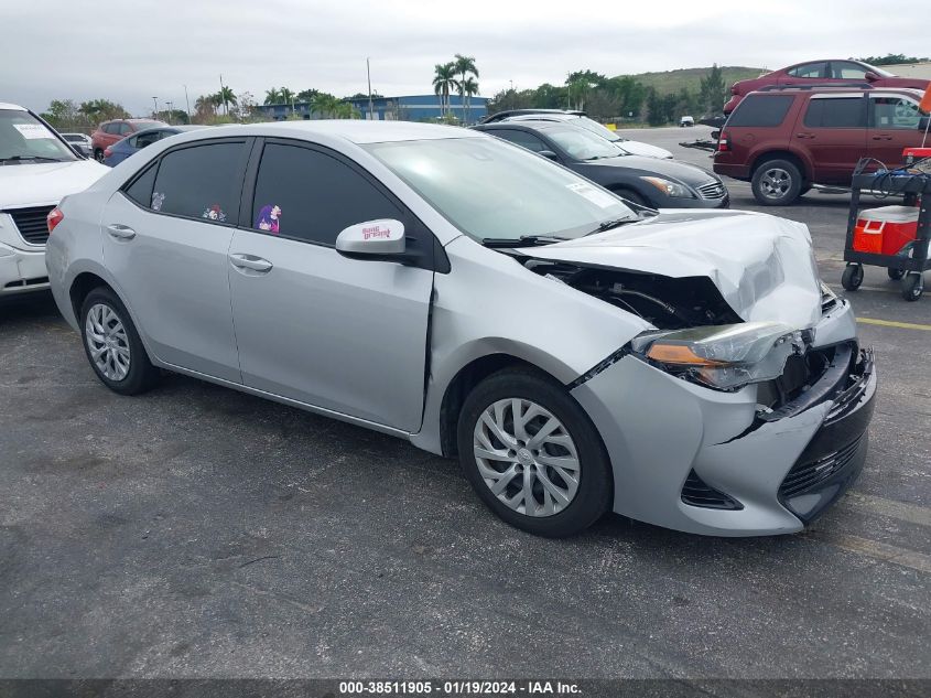 2017 Toyota Corolla Le VIN: 5YFBURHE5HP692940 Lot: 38511905