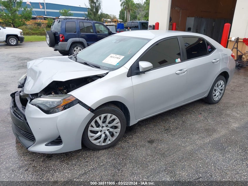 2017 TOYOTA COROLLA LE - 5YFBURHE5HP692940