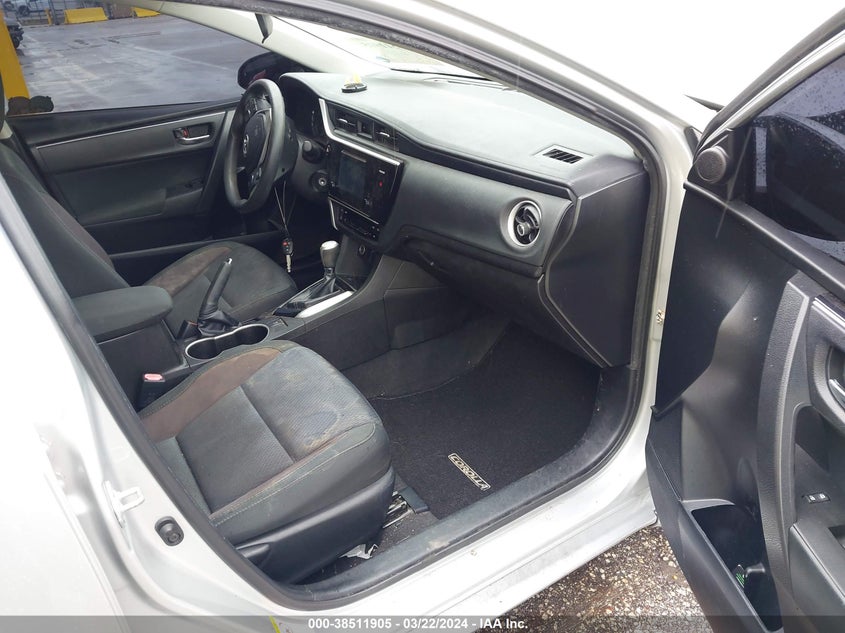 2017 TOYOTA COROLLA LE - 5YFBURHE5HP692940