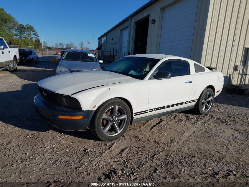 2005 Ford Mustang V6 Deluxe/V6 Premium VIN: 1ZVFT80N355123990 Lot: 38096878