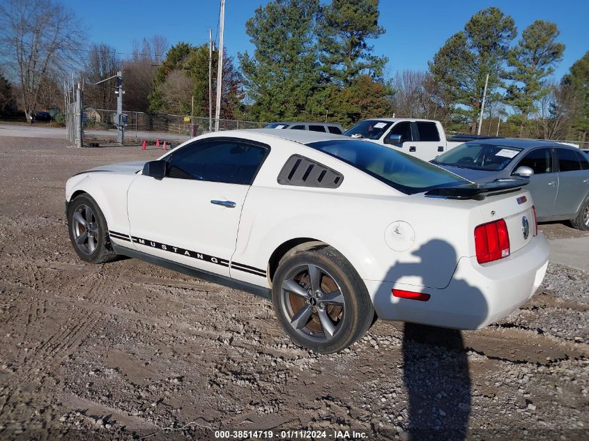 2005 Ford Mustang V6 Deluxe/V6 Premium VIN: 1ZVFT80N355123990 Lot: 38096878