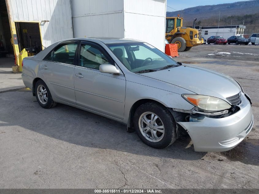 4T1BE32K22U556943 2002 Toyota Camry Le