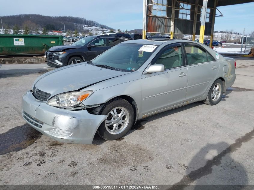 4T1BE32K22U556943 2002 Toyota Camry Le