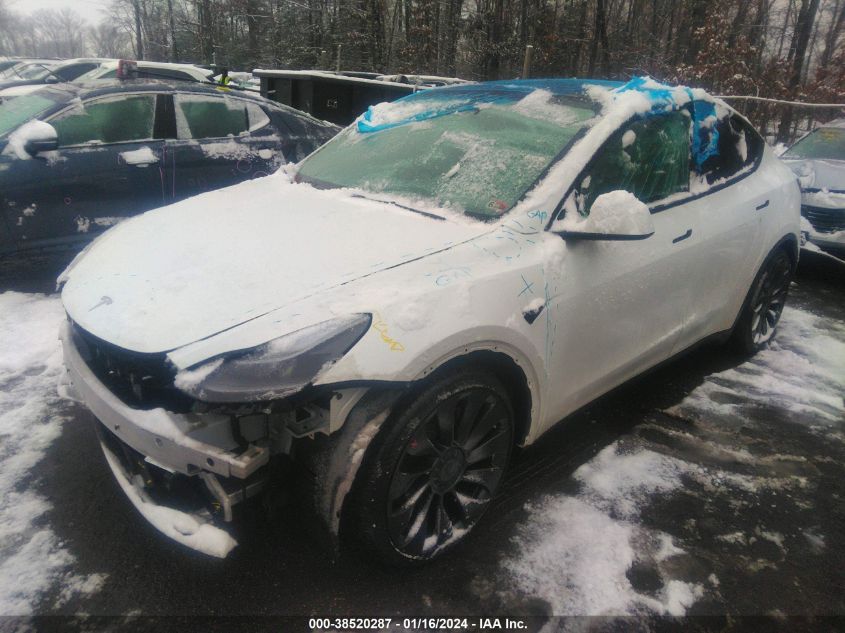 Фото: 7SAYGDEFXPF802850 - 2