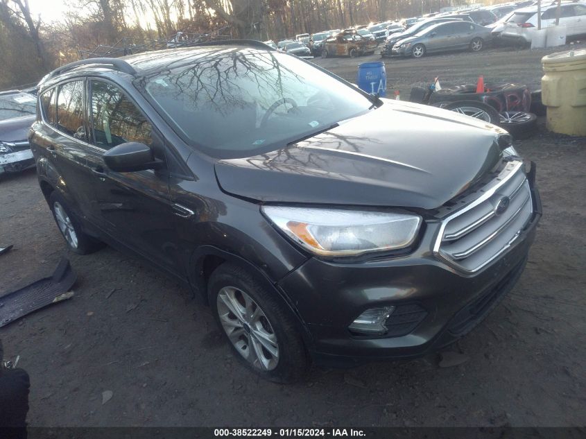 1FMCU9GD2JUA31982 2018 Ford Escape Se