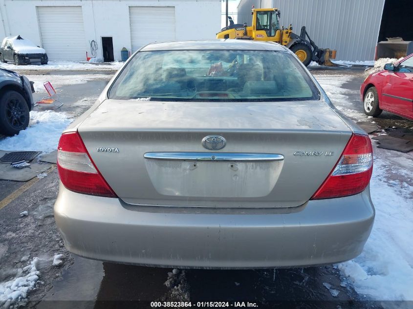 2004 Toyota Camry Le VIN: 4T1BE32K04U861781 Lot: 38523864