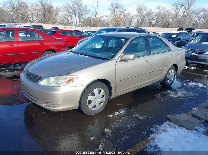 2004 Toyota Camry Le VIN: 4T1BE32K04U861781 Lot: 38523864