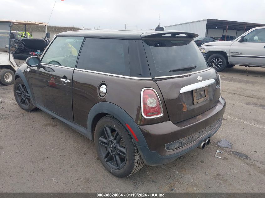 2010 Mini Cooper S VIN: WMWMF7C51ATZ72008 Lot: 38524064