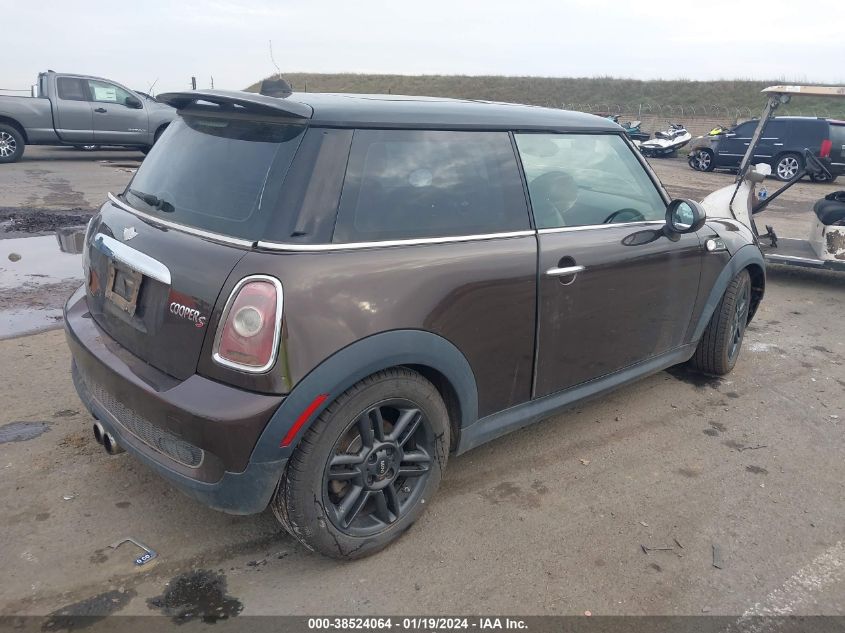 2010 Mini Cooper S VIN: WMWMF7C51ATZ72008 Lot: 38524064