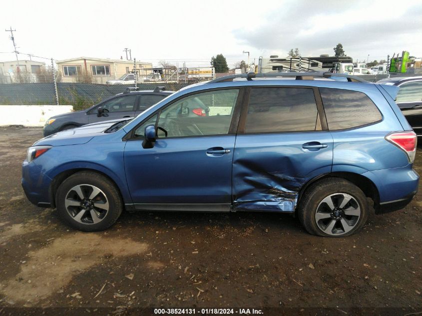 2017 Subaru Forester 2.5I Premium VIN: JF2SJAEC7HG552596 Lot: 38524131