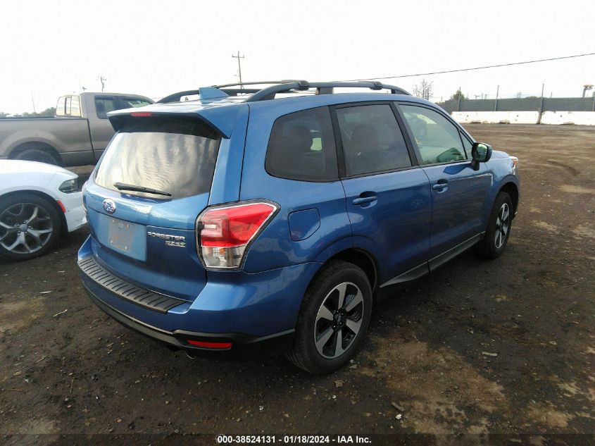 2017 Subaru Forester 2.5I Premium VIN: JF2SJAEC7HG552596 Lot: 38524131