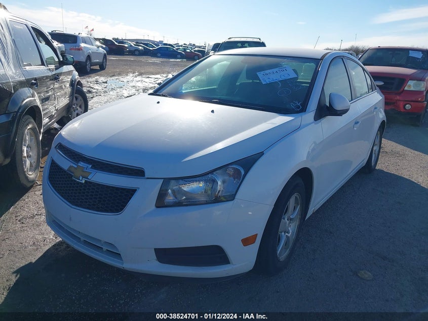 2014 CHEVROLET CRUZE auction photo 2