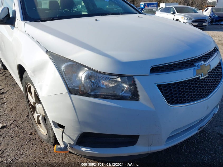 2014 CHEVROLET CRUZE auction photo 6