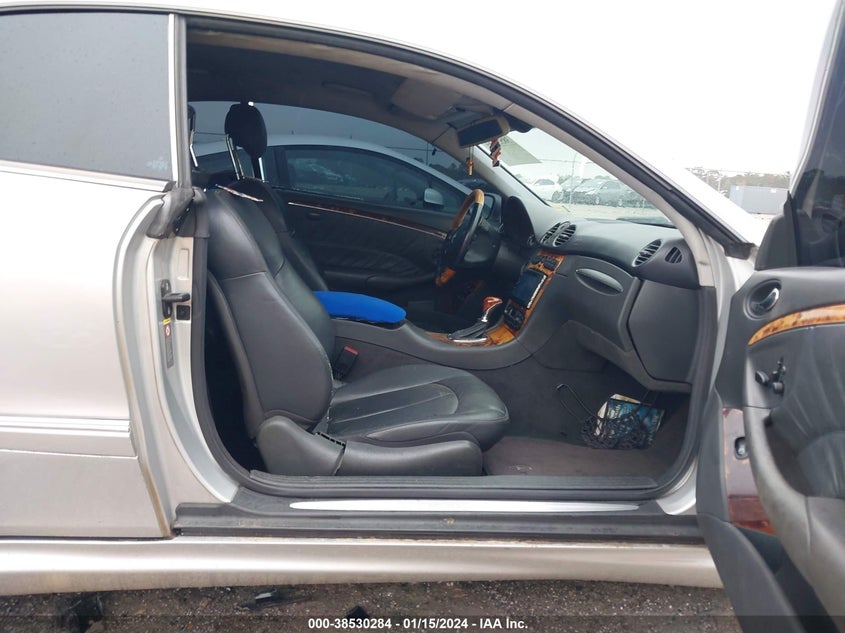 2003 Mercedes-Benz Clk-Class 5.0L VIN: WDBTJ75J43F018179 Lot: 38530284