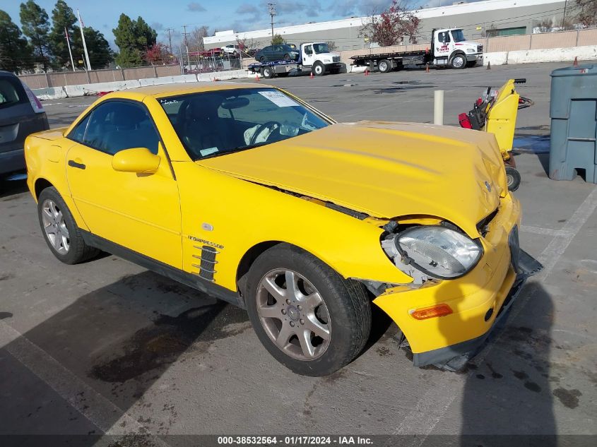 1998 Mercedes-Benz Slk 230 VIN: WDBKK47F8WF012535 Lot: 38898876