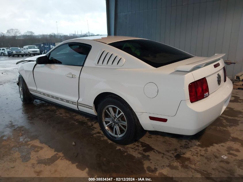 2005 Ford Mustang V6 Deluxe/V6 Premium VIN: 1ZVFT80N055102756 Lot: 37958079