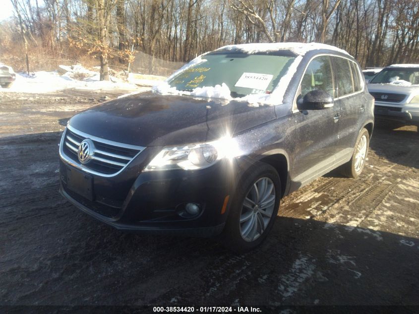 WVGAV7AX5BW500824 2011 Volkswagen Tiguan Se