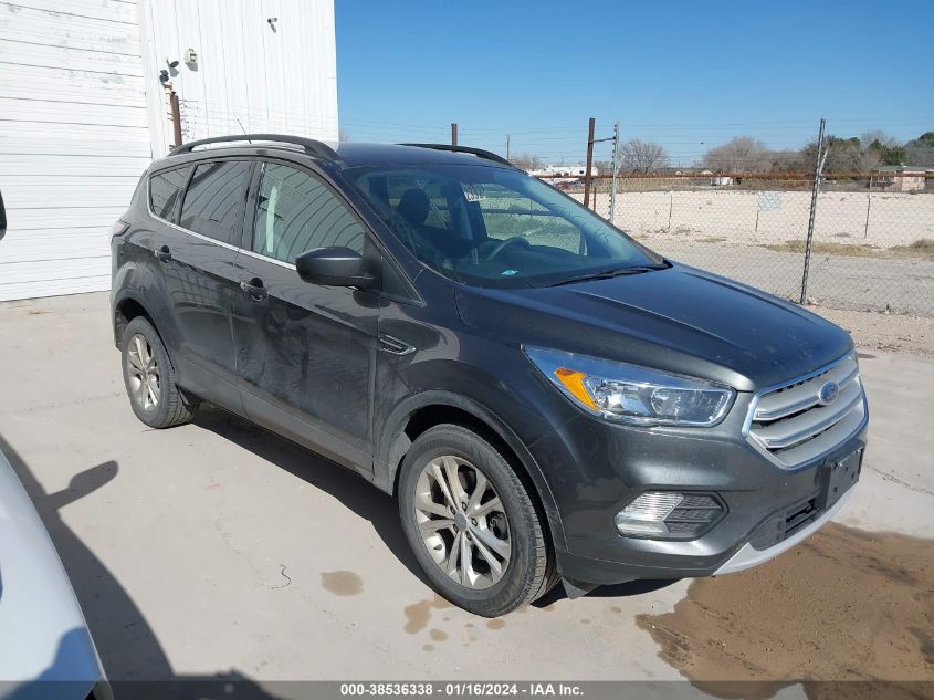 1FMCU9GD9JUC60319 2018 Ford Escape Se