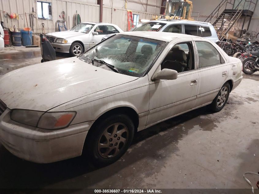 2000 Toyota Camry Le VIN: 4T1BG22K7YU973424 Lot: 38536607