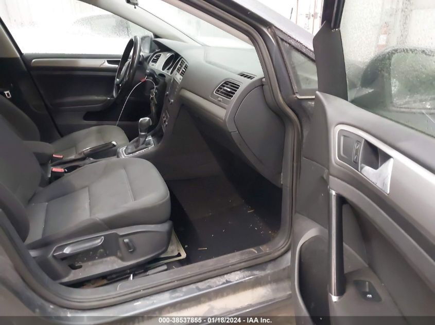 2017 VOLKSWAGEN GOLF SPORTWAGEN TSI S - 3VW017AU9HM509713