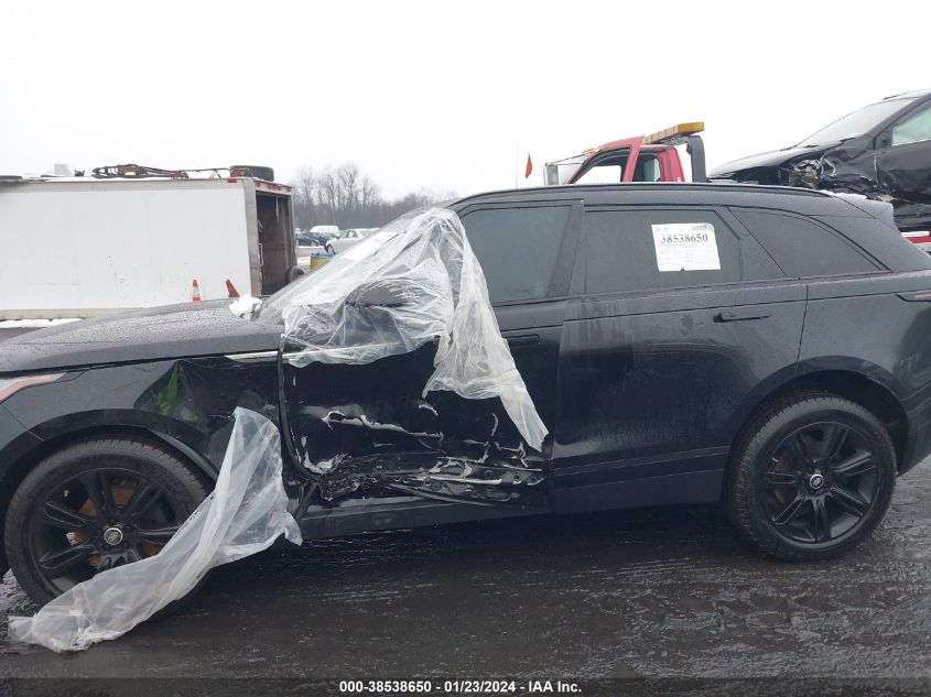 2018 Land Rover Range Rover Velar P250 S VIN: SALYB2RX4JA774670 Lot: 38538650