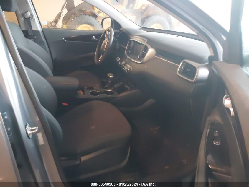 2019 Kia Sorento 2.4L L VIN: 5XYPG4A32KG602826 Lot: 38540903