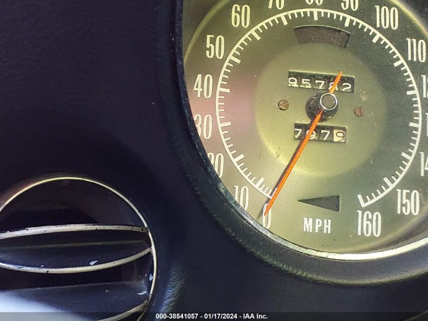 1972 Chevrolet Corvette VIN: 00001Z37T4S414265 Lot: 38541057