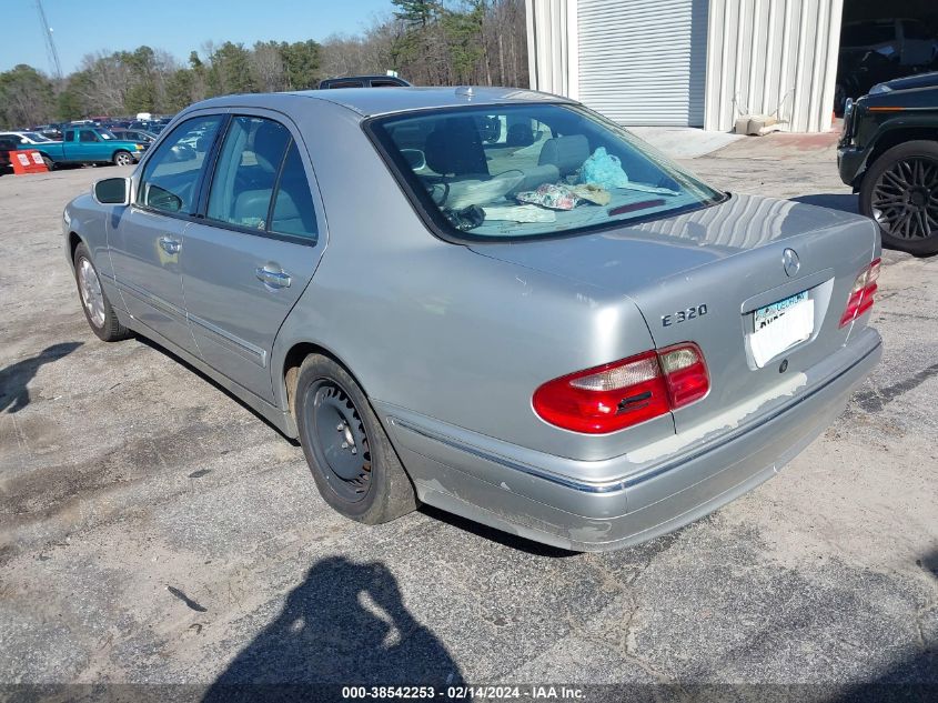 2001 Mercedes-Benz E-Class Base (A5) VIN: WDBJF65J41B308641 Lot: 40086562