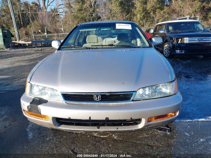 1996 Honda Accord Lx/Ex VIN: 1HGCD5637TA103898 Lot: 38543848