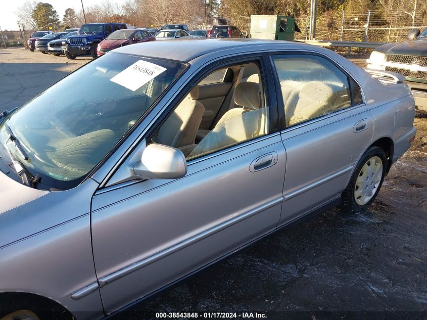 1996 Honda Accord Lx/Ex VIN: 1HGCD5637TA103898 Lot: 38543848