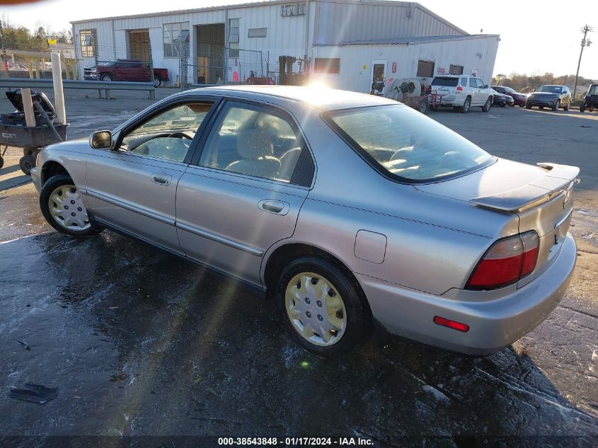 1996 Honda Accord Lx/Ex VIN: 1HGCD5637TA103898 Lot: 38543848