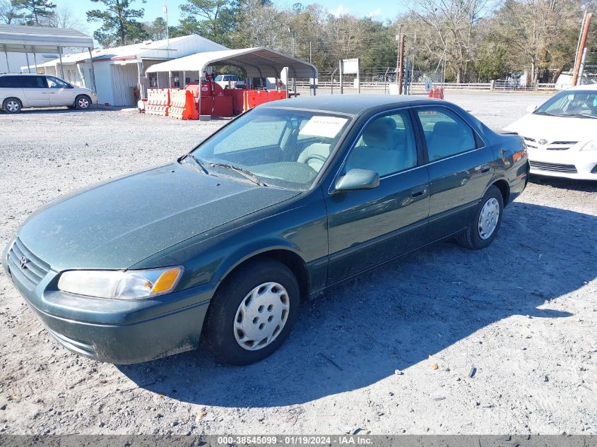 1999 Toyota Camry Le VIN: JT2BG22K0X0289933 Lot: 38545099