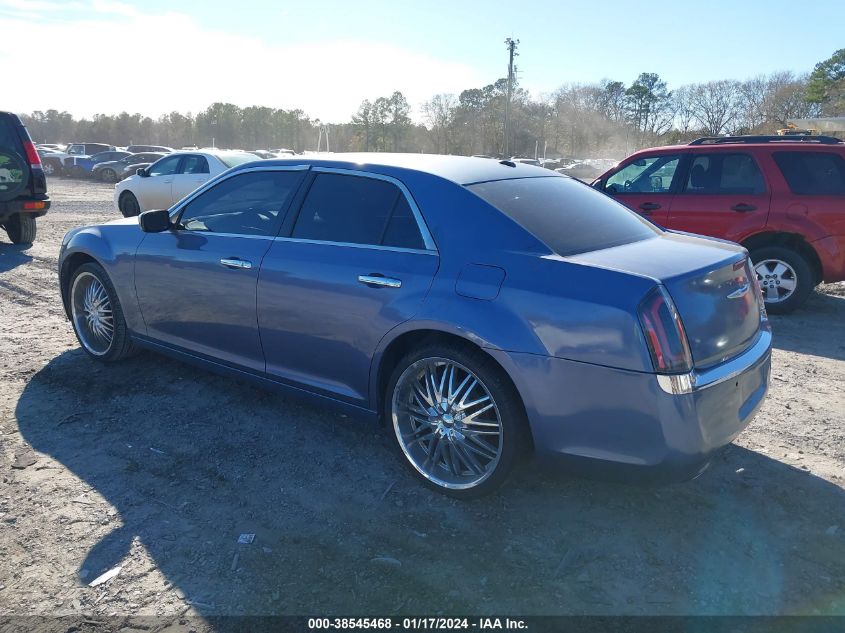 2C3CA6CT5BH588113 2011 Chrysler 300C