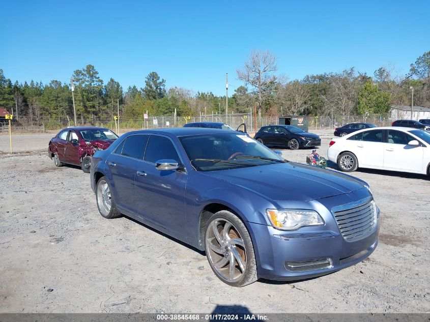 2C3CA6CT5BH588113 2011 Chrysler 300C