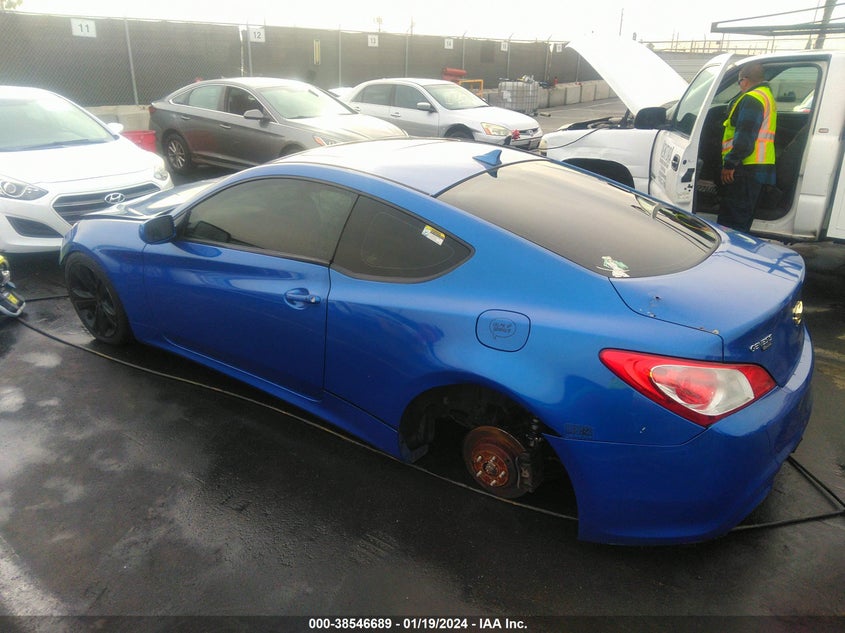 2010 Hyundai Genesis 2.0T Premium VIN: KMHHT6KD6AU040988 Lot: 38546689