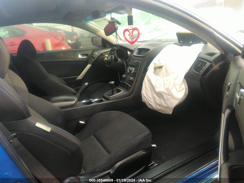 2010 Hyundai Genesis 2.0T Premium VIN: KMHHT6KD6AU040988 Lot: 38546689