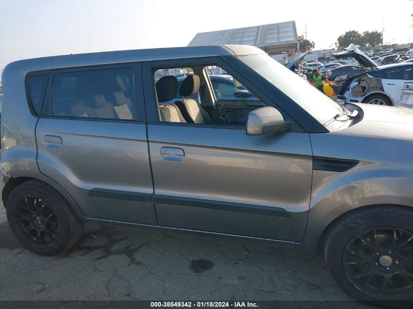 2010 Kia Soul + VIN: KNDJT2A26A7178818 Lot: 38549342