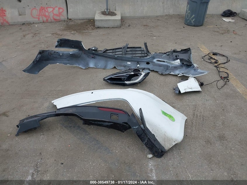 2022 Tesla Model S Dual Motor All-Wheel Drive VIN: 5YJSA1E58NF475176 Lot: 38549738