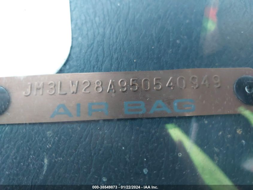 2005 Mazda Mpv Lx VIN: JM3LW28A950540949 Lot: 38549873