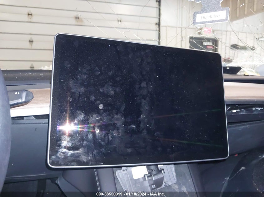 2023 Tesla Model Y Awd/Performance Dual Motor All-Wheel Drive VIN: 7SAYGDEF2PF862119 Lot: 38550919