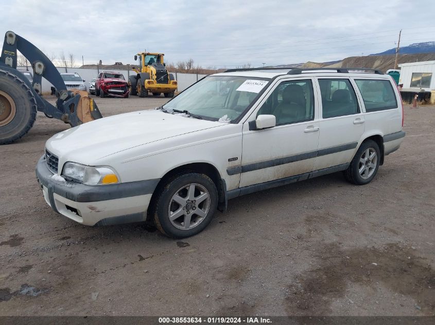 1998 Volvo V70 Awd VIN: YV1LZ564XW2466276 Lot: 38553634