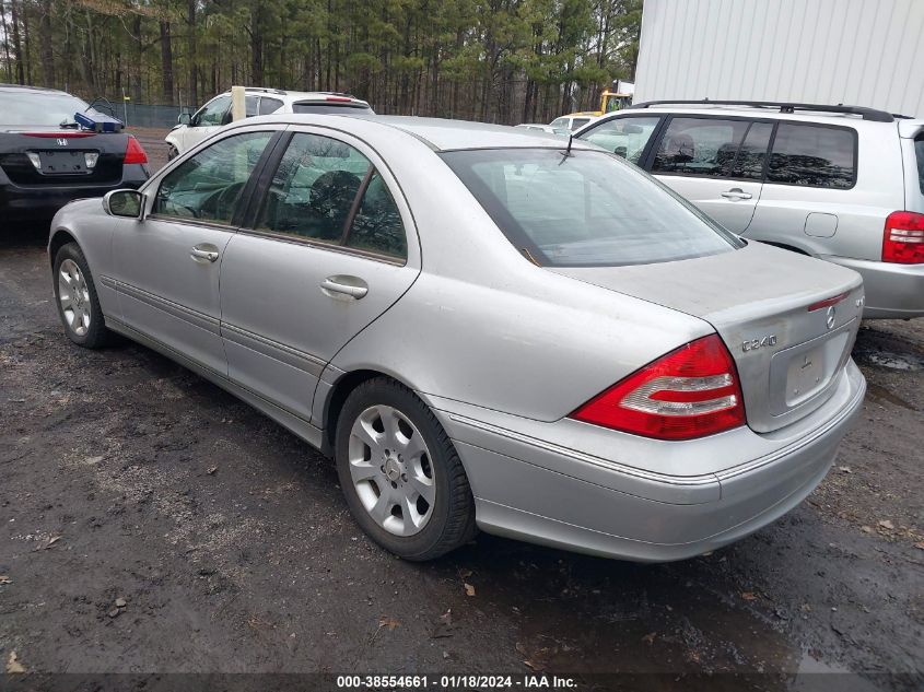 2005 Mercedes-Benz C 240 Luxury 4Matic VIN: WDBRF81J45F707665 Lot: 38554661