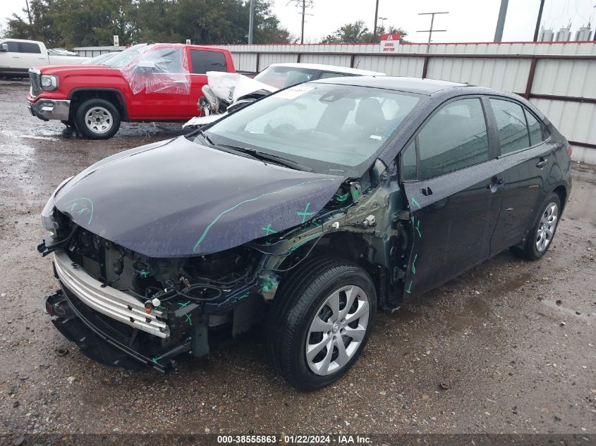 5YFEPMAE7NP299213 2022 TOYOTA COROLLA - Image 2