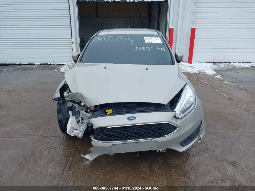 1FADP3F20GL272389 2016 Ford Focus Se