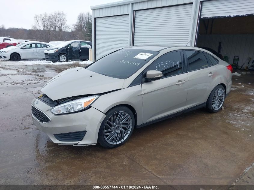 2016 Ford Focus Se VIN: 1FADP3F20GL272389 Lot: 38557744