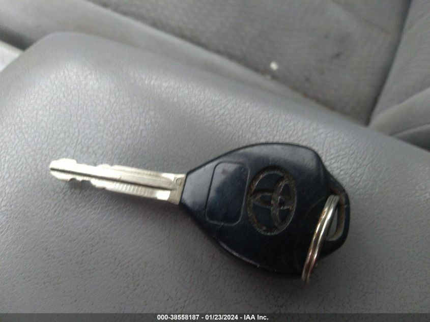 4T1BF3EK1BU777393 2011 Toyota Camry Le