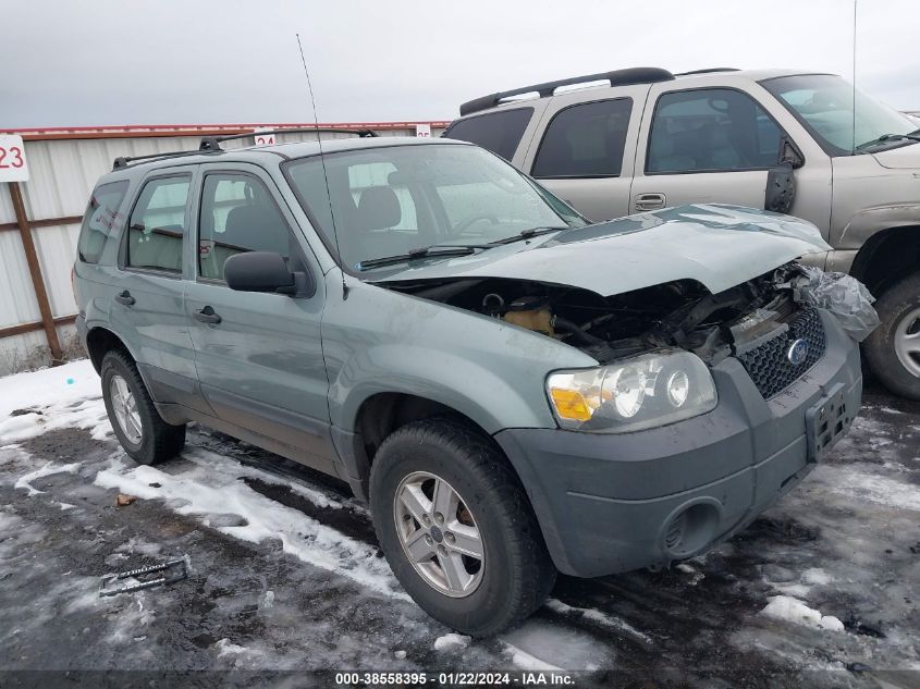 2005 Ford Escape Xls VIN: 1FMYU02Z55KB15302 Lot: 38558395