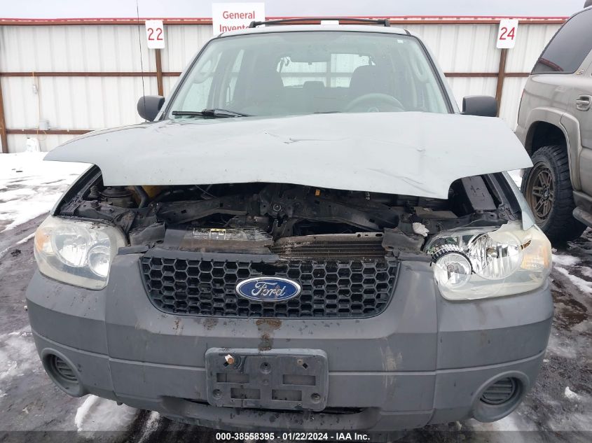 2005 Ford Escape Xls VIN: 1FMYU02Z55KB15302 Lot: 38558395