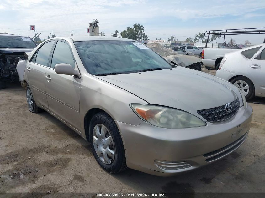 2004 Toyota Camry Le VIN: 4T1BE32KX4U879124 Lot: 38558905