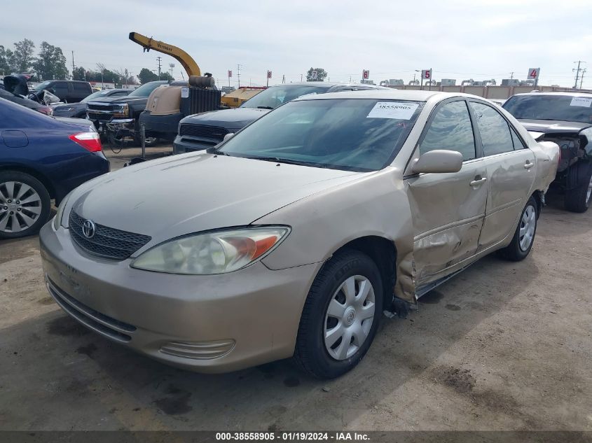 2004 Toyota Camry Le VIN: 4T1BE32KX4U879124 Lot: 38558905